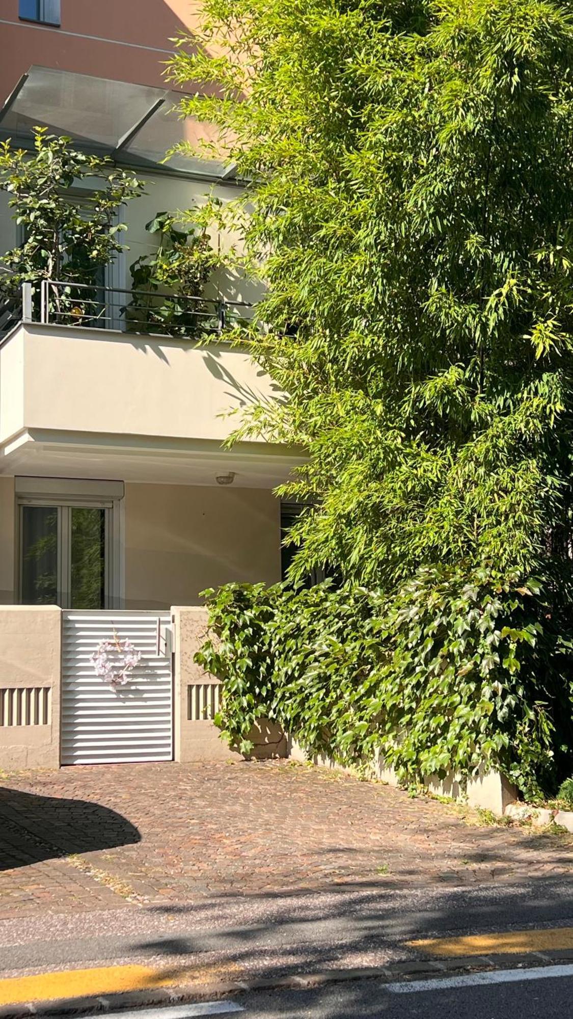 Garden Suite Болзано Екстериор снимка